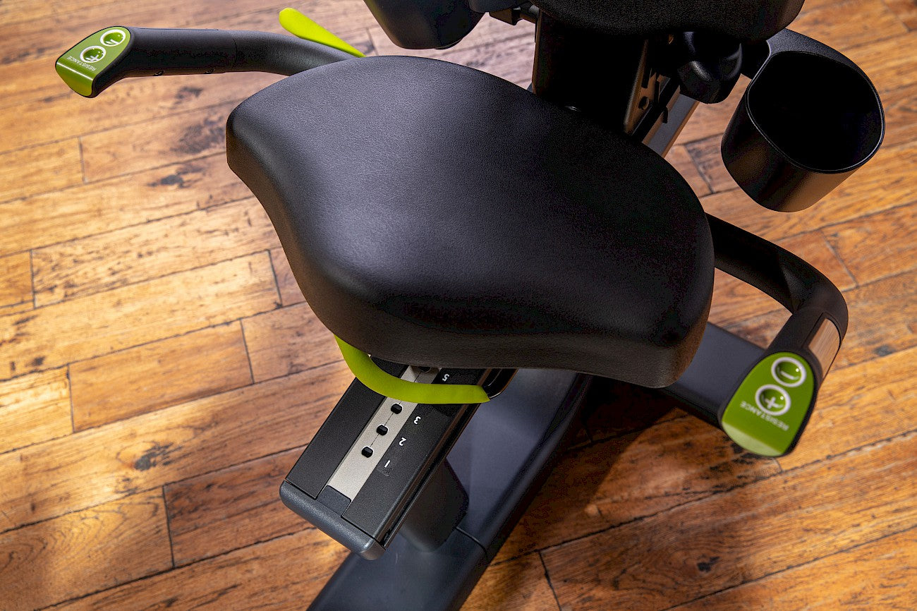 SportsArt C574R Elite Recumbent Bike