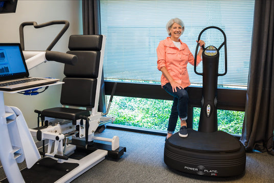 Power Plate Pro5 vibration training platform in black (view 3)