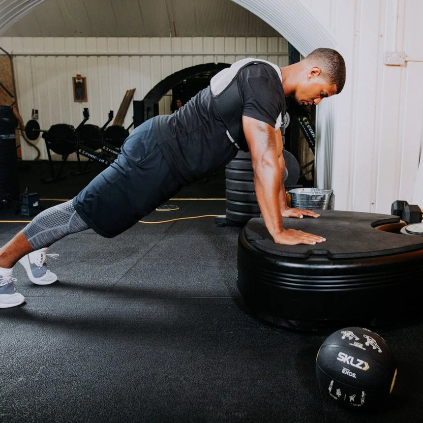 Power Plate Pro5HP vibration training platform in black (view 6)