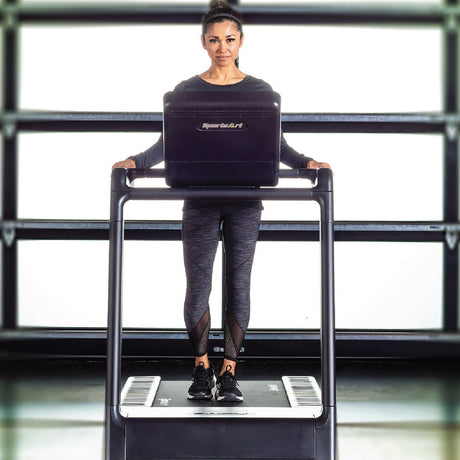 SportsArt_T673_Treadmill_WomanSocial